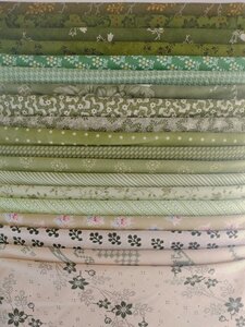 Fabric package green 20 x 25x25cm