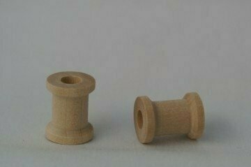 Wooden bobbin 2 cm five pieces