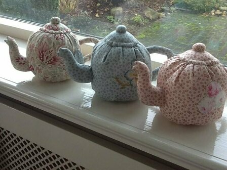 Teapot pincushion package