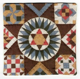 Miniature Quilt Brown Star