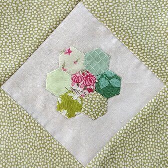 8Fat8 Greens Quilters Flower Garden 