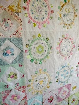 BVM  A Quilter Flower Garden Quilt