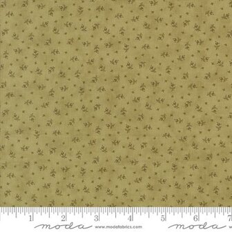 8 Fatquarters Lavender Fields &amp; Meadow Greens