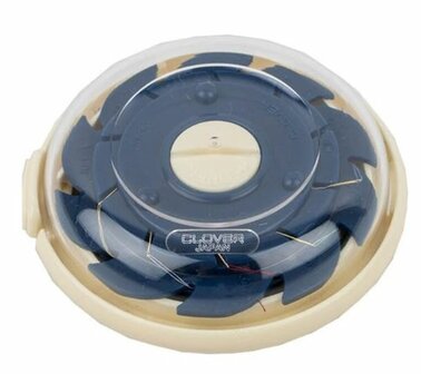 625 Clover Dome threaded needle case