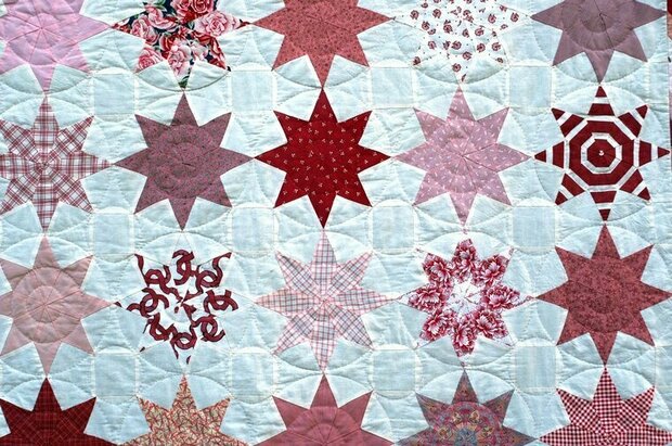 Red Pink Stars Quilt Pattern