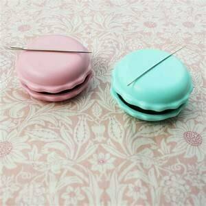 Macaron Needle Sharpener Clover color pink