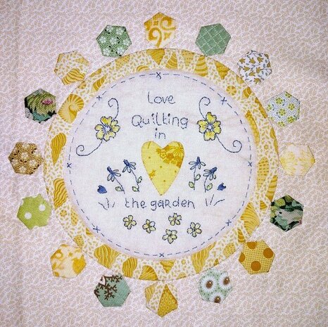 8Fat8 Yellow and Offwhite Quilters Flower Garden 