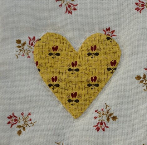 Little Hearts Scrap Quilt pattern