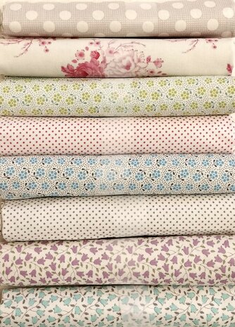 Quiltpakket L Love & Hope Sampler TILDA stoffen op licht steenbeige
