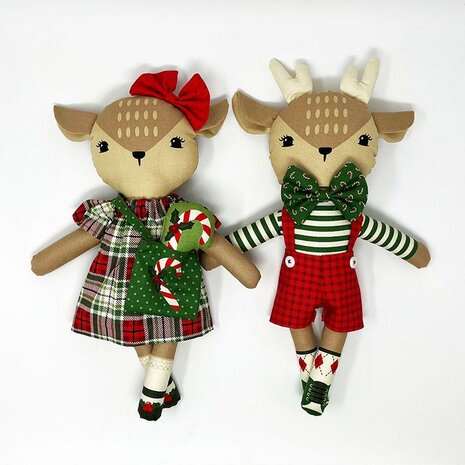 20979-11 Holiday Cheer Reindeer puppets and clothes