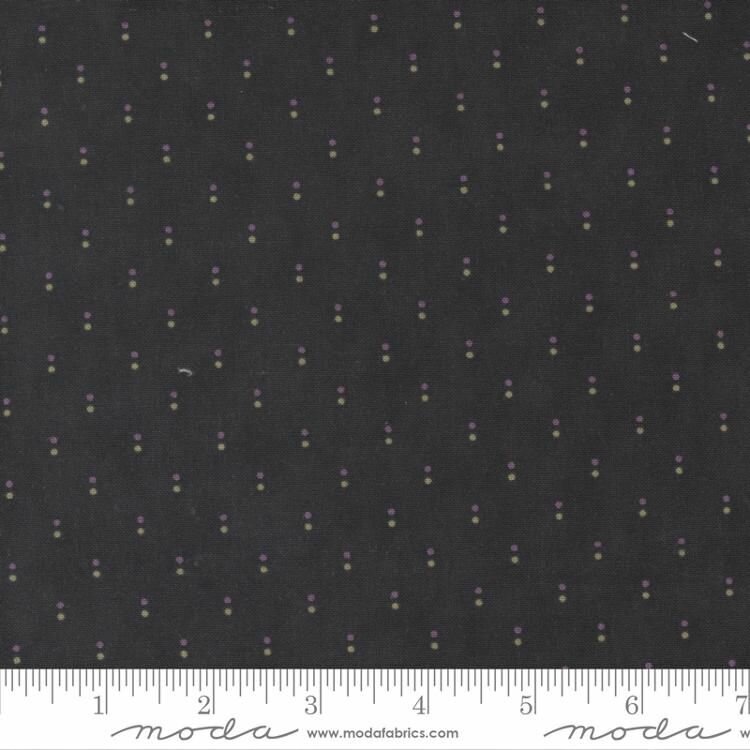 2257-15 Iris & Ivy Ebony