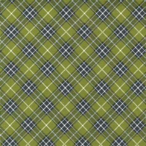 55537-12  Red Barn Christmas