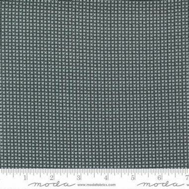 55539-13  Red Barn Christmas