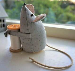 Paket Nadelkissen- Garnrollenhalter Muisje Atie