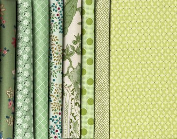 8Fat8 Greens Quilters Flower Garden 